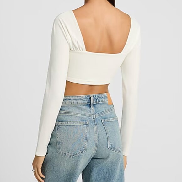 Express White Small Ruched Shoulder Cropped Tee NWT - Picture 3 of 4